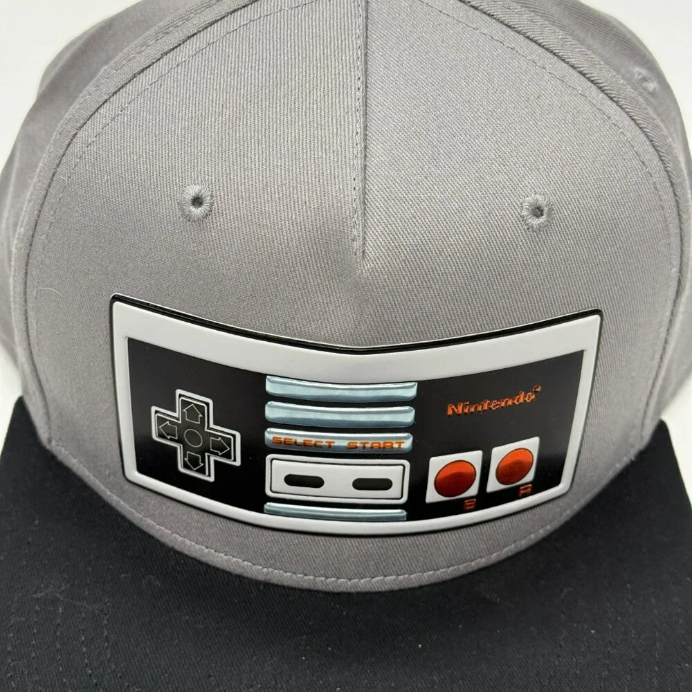 Nintendo‎ NES SnapBack Hat Controller Gray Black Cap Mens Adult